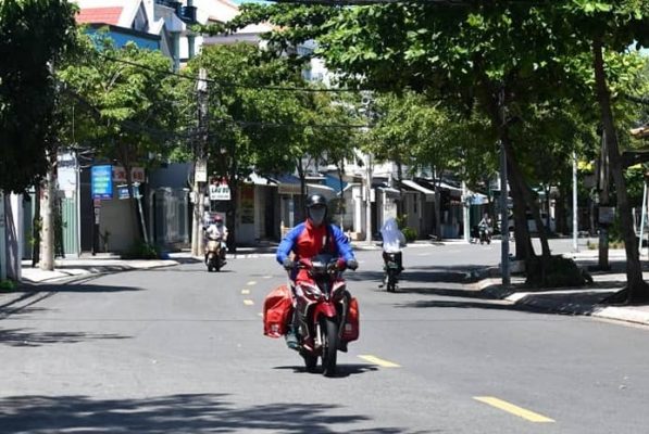 HCMC to extend social distancing until September 15